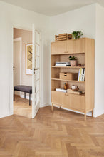 Charger l'image dans la galerie, Armoire bibliothèque en chêne L 100 cm, Hübsch
