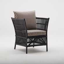 Charger l'image dans la galerie, Fauteuil en rotin, Donatello