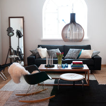 Charger l'image dans la galerie, Suspension en bois, Octo