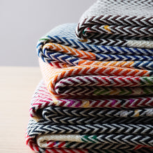 Charger l'image dans la galerie, Plaid design, noir et rouge