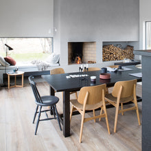 Charger l'image dans la galerie, Chaise design Søborg, bois chêne fumé, Fredericia