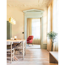 Charger l'image dans la galerie, Chaise en bois J39, Fredericia