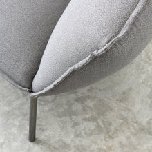 Charger l'image dans la galerie, Fauteuil design You, Coédition