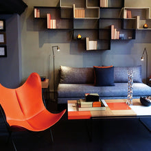 Charger l'image dans la galerie, Fauteuil AA, cuir orange