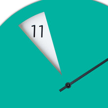 Charger l'image dans la galerie, Horloge design, verte