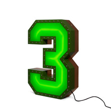 Charger l'image dans la galerie, Lampe design, chiffre 3