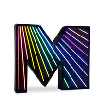 Charger l'image dans la galerie, Lampe design, lettre M