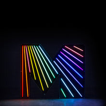 Charger l'image dans la galerie, Lampe design, lettre M