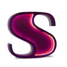 Charger l'image dans la galerie, Lampe design, lettre S