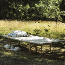 Charger l'image dans la galerie, Banquette d'appoint, OGK Safari Daybed