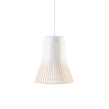 Charger l'image dans la galerie, Suspension en bois, Petite