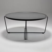 Charger l'image dans la galerie, Table d'appoint design, Wendelbo
