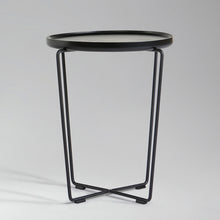 Charger l'image dans la galerie, Table d'appoint design, Wendelbo
