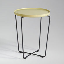Charger l'image dans la galerie, Table d'appoint design, Wendelbo