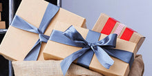 Charger l'image dans la galerie, Cadeaux design pour Noël