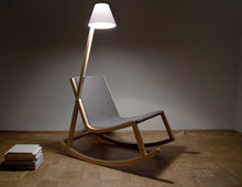 Charger l'image dans la galerie, Un rocking-chair lumineux