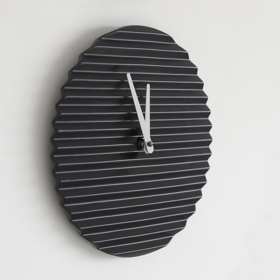 Horloge design Wave, noir